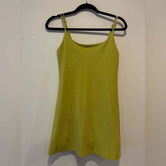 Abercrombie & Fitch Women's Traveler Active Dress Lime Green Sz small (marker) - Picture 2 of 9